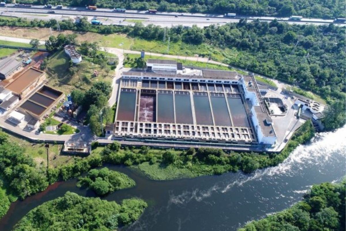 Sabesp, Baixada Fluminense’de Karnaval süresince su teminini sağlamak için çabalarını artırıyor.